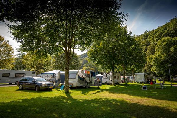 Het kampeerterrein - Camping